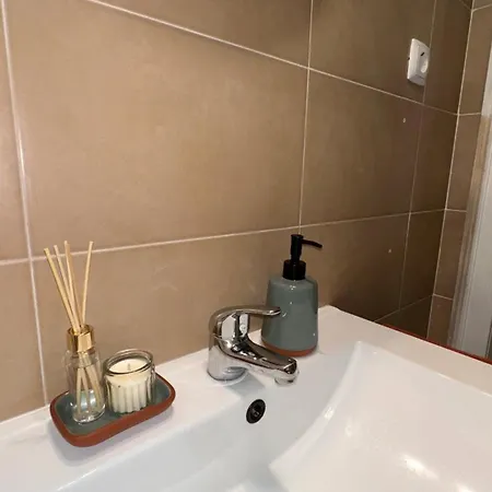 Апартаменти Alfama Overthetejo *